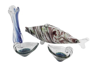 Lot 466 - Art Glass, comprising a glass fish, green and...