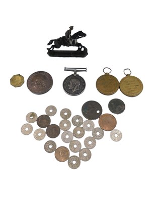 Lot 609 - A group of WWI medals, comprising George V...