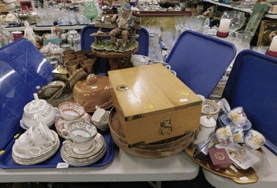 Lot 2101 - General household effects, to include Royal...