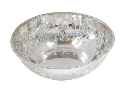 Lot 656 - A George V silver bonbon dish, with pierced...