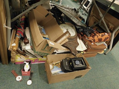 Lot 2162 - Houseware, collectables, to include a Sankyo...