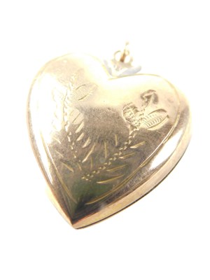 Lot 93 - A 9ct gold fine link necklace, 48cm long, with...