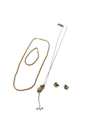 Lot 559 - A group of jewellery, comprising a plated...