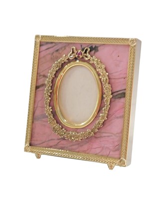 Lot 739 - An Igor Carl Faberge portrait picture frame,...