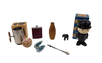 Lot 807 - Collectables, comprising a Homepride Fred...