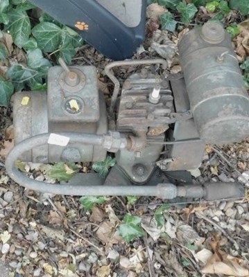 Lot 1630 - An Amperes voltage charge engine.