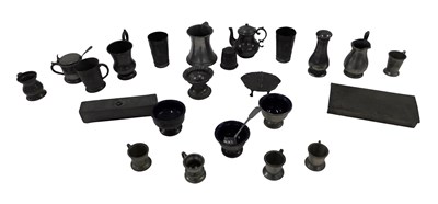 Lot 368 - A quantity of 19thC and later pewter, to...