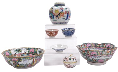 Lot 56 - A group of Chinese Qing dynasty and later...