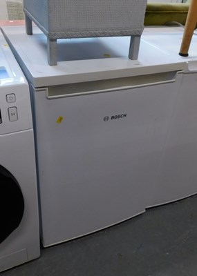 Lot 1565 - A Bosch multiboxx fridge.