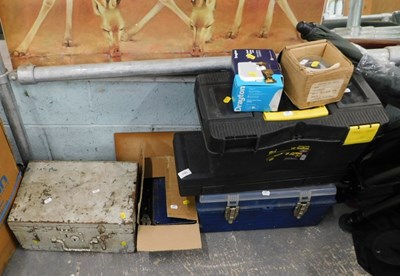 Lot 1591 - Handtools and toolboxes, plumbing spares, etc....