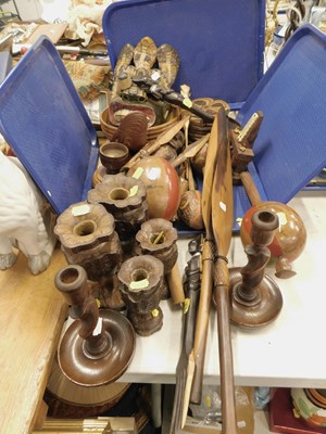 Lot 2164 - Various wooden items, including African...