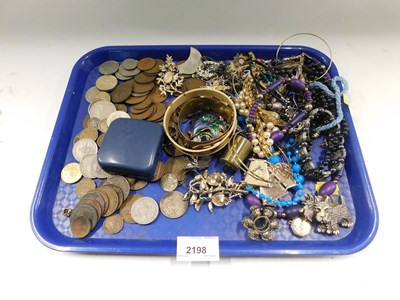 Lot 2198 - Assorted costume jewellery, pennies,...