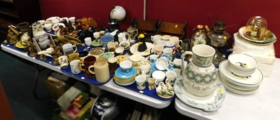 Lot 2262 - Ceramics, glasswares, to include a blue and...