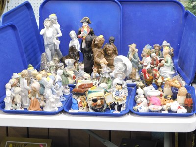 Lot 2291 - Ceramic figurines, to include young boy with a...