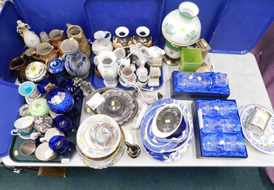 Lot 2292 - Glassware and ceramics, to include a boxed...