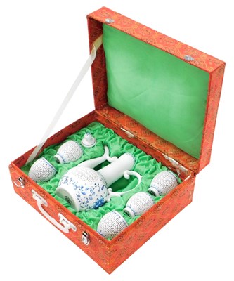 Lot 109 - A 20thC Chinese blue and white porcelain sake...