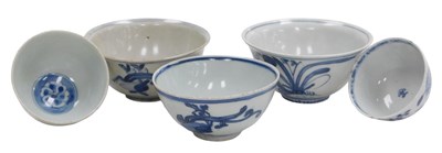 Lot 130 - A group of Chinese Qing dynasty blue and white...