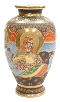 Lot 149 - An early 20thC Japanese Satsuma vase, of...