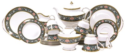 Lot 176 - A Royal Doulton porcelain Tudor Court pattern...