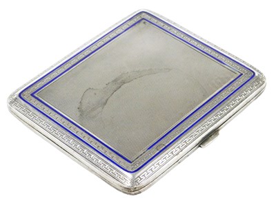 Lot 237 - An early 20thC cigarette case, with engine...