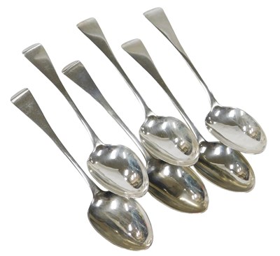 Lot 262 - A set of six George IV silver Old English...