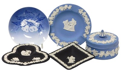 Lot 226 - A Royal Copenhagen porcelain pin dish,...