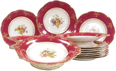 Lot 431 - A Wedgwood porcelain part dessert service,...