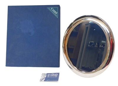 Lot 131 - An Elizabeth II silver strut photograph...