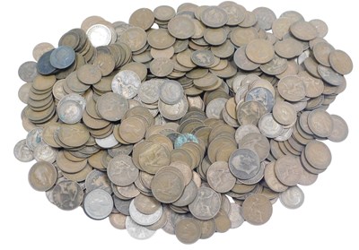 Lot 483 - George V & VI pennies and halfpennies, in a...