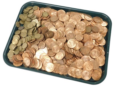 Lot 485 - Elizabeth II pre decimal pennies, halfpennies,...
