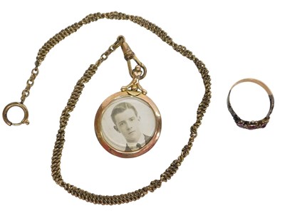 Lot 60 - Two items of early 20thC jewellery, comprising...