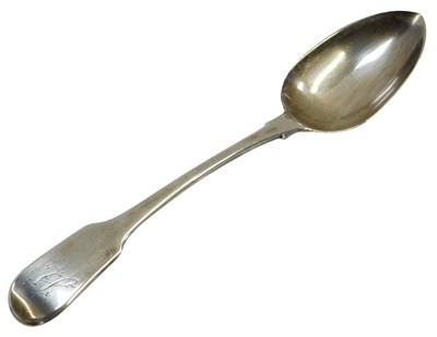 Lot 165 - A George IV silver Fiddle pattern serving...