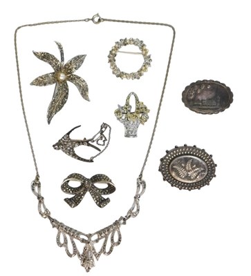 Lot 430 - Silver and other costume jewellery, comprising...