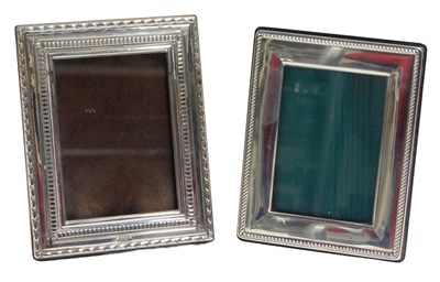 Lot 617 - An Elizabeth II silver mounted strut...