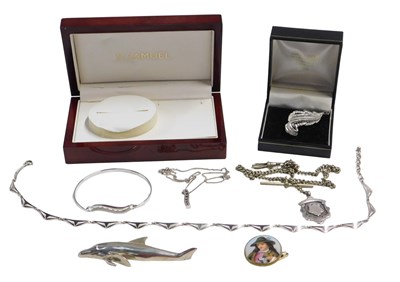 Lot 636 - A group of silver and other jewellery, to...