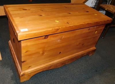 Lot 1005 - A pine blanket chest, 50cm high, 92cm wide,...