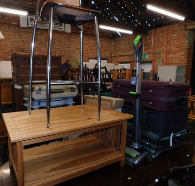 Lot 1039 - An Air-Ram high performance vacuum cleaner,...