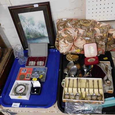 Lot 2001 - Miscellaneous items, including a pair of...