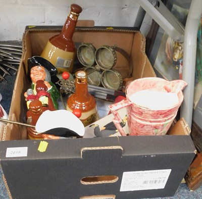 Lot 2019 - A group of ceramics, including character water...