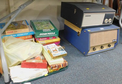 Lot 2021 - A group of games and jigsaw puzzles, games to...