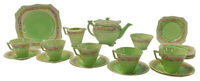 Lot 723 - A Royal Winton Grimwades Nevin pattern part...