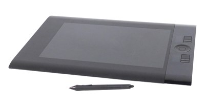 Lot 757 - A Wacom Intuos Professional pen...