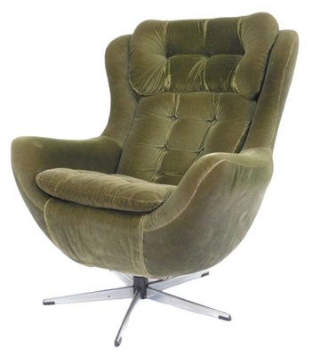 Lot 801 - A 1970s Parker Knoll style armchair,...