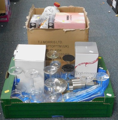 Lot 2062 - Household ceramics and glassware, etc., to...