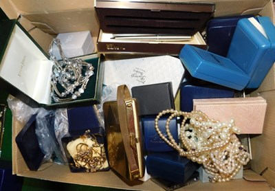 Lot 2188 - Jewellery boxes, with contents of pens and...