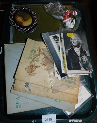 Lot 2199 - Picture frames, pictures, etc. (1 tray)