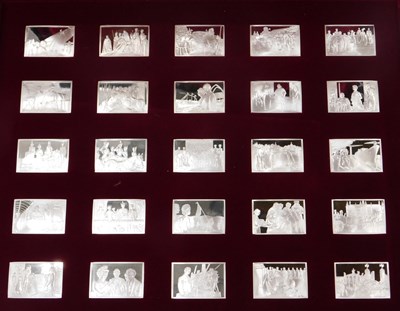 Lot 34 - An Elizabeth Our Queen cased presentation...